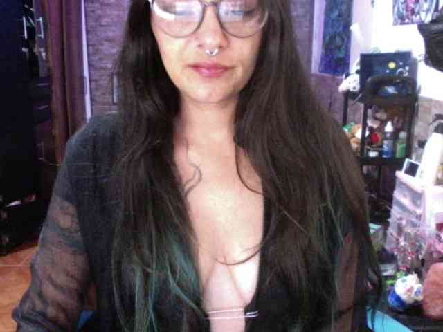 AngelaQueen
