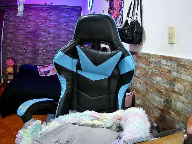 AngelaQueen webcam