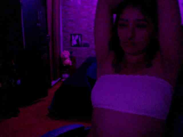 AngelaQueen webcam