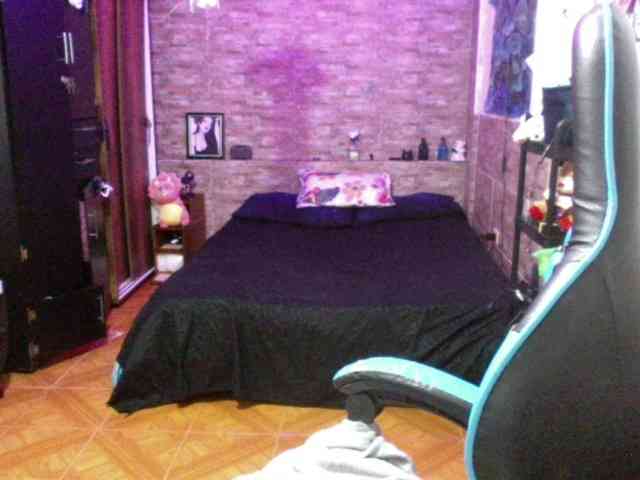AngelaQueen webcam