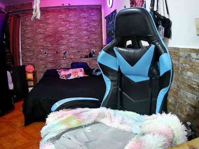 AngelaQueen webcam