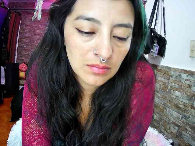 AngelaQueen webcam