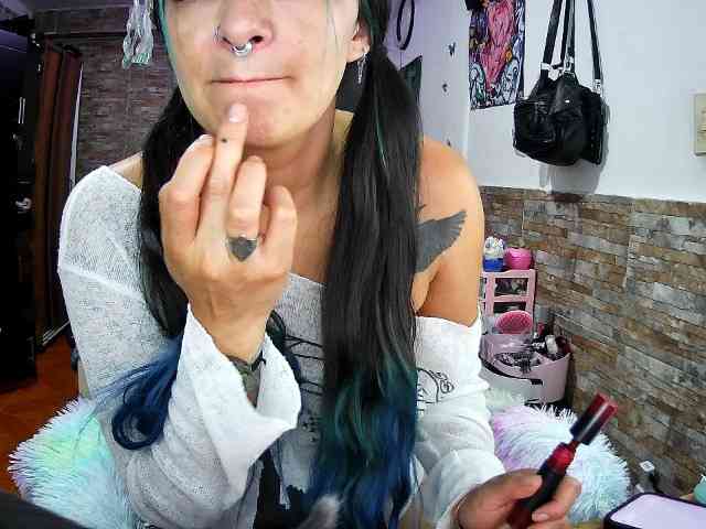 AngelaQueen webcam