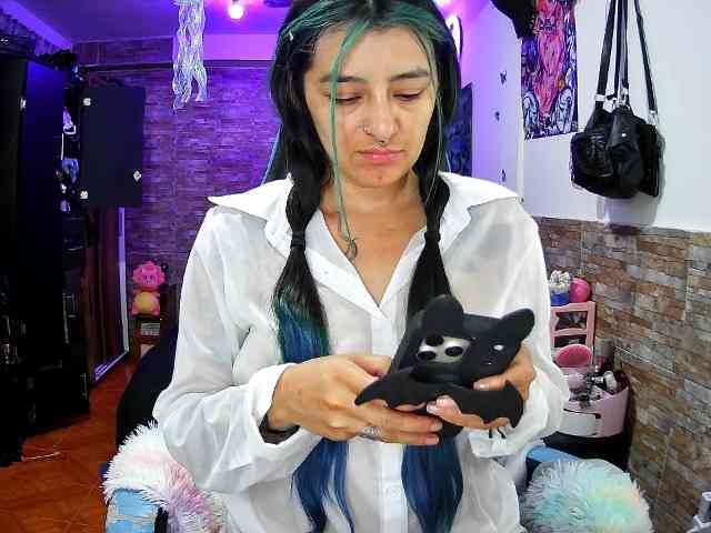 AngelaQueen