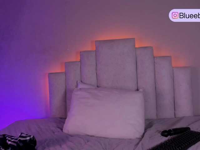 BeckaBlue live webcam show