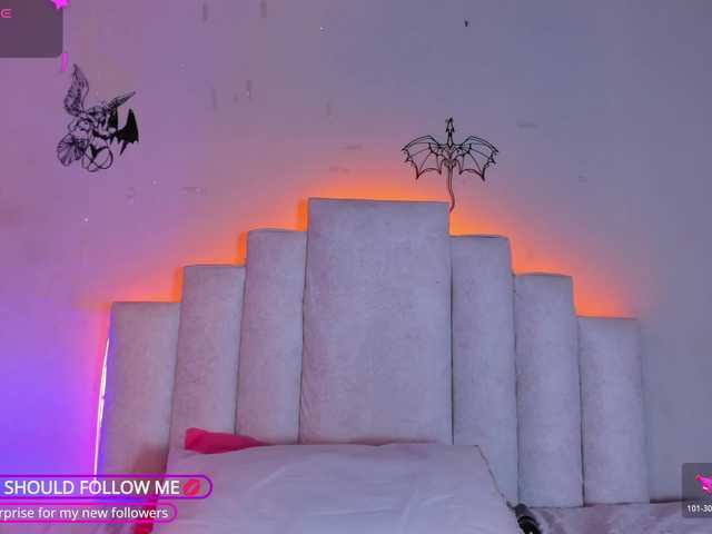 BeckaBlue live cam preview