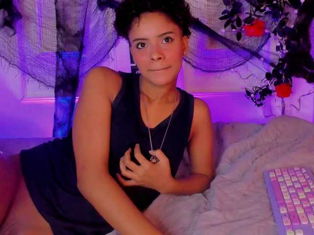 BeckaBlue live cam on BongaCams