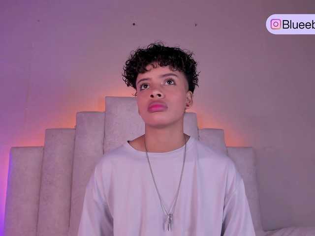 BeckaBlue live cam on BongaCams