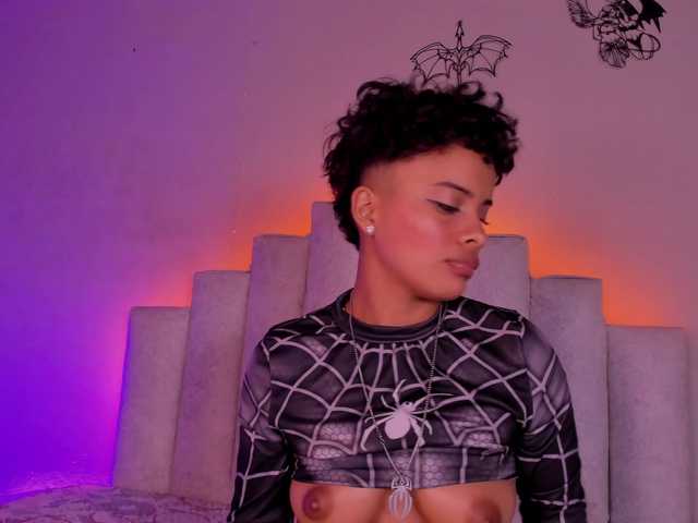 BeckaBlue live cam on BongaCams