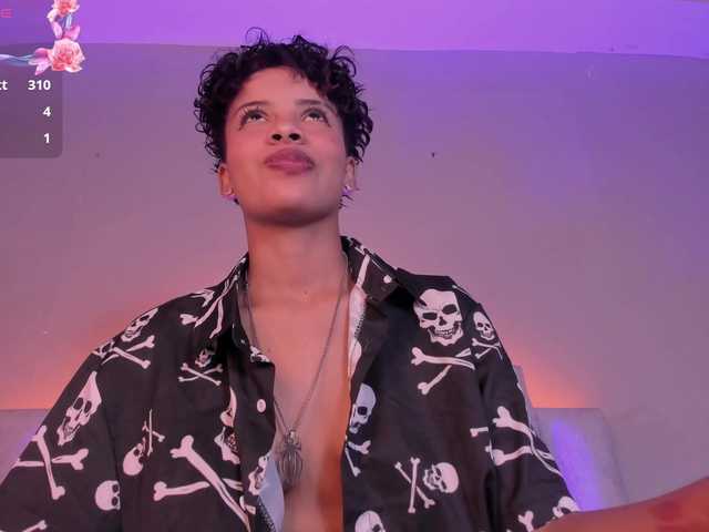 BeckaBlue live cam on BongaCams