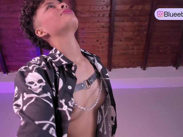 BeckaBlue live cam on BongaCams