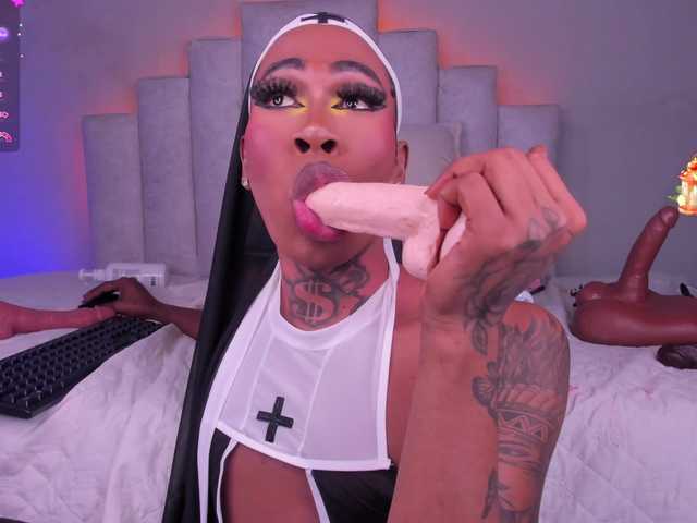 BeckaBlue live cam on BongaCams