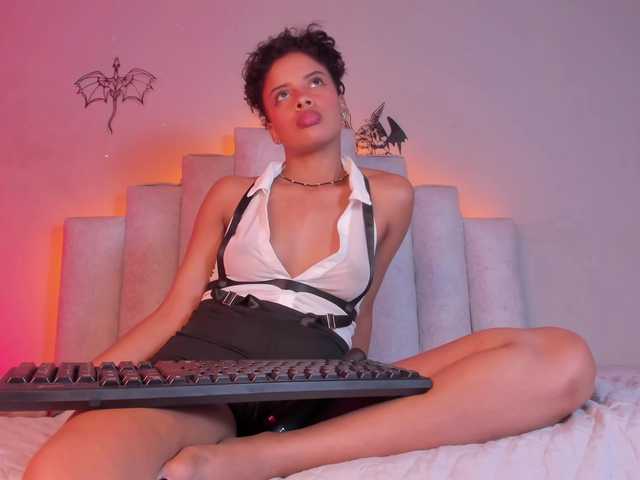 BeckaBlue live cam on BongaCams