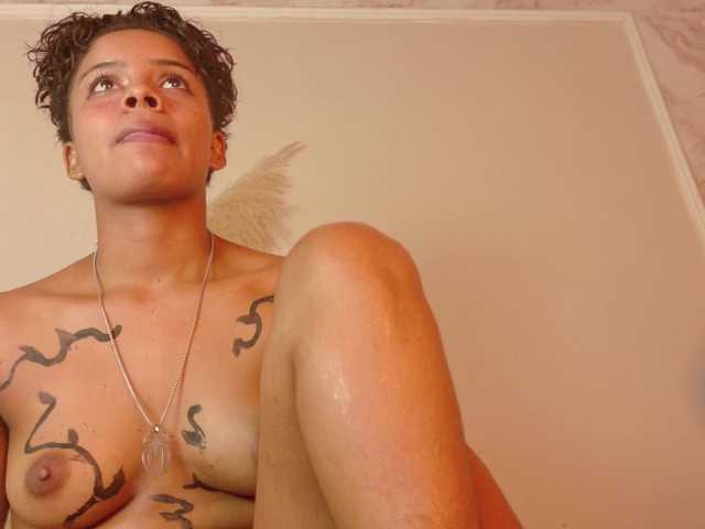 BeckaBlue live cam on BongaCams