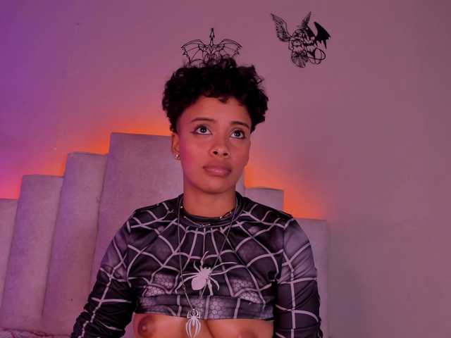 BeckaBlue live cam on BongaCams