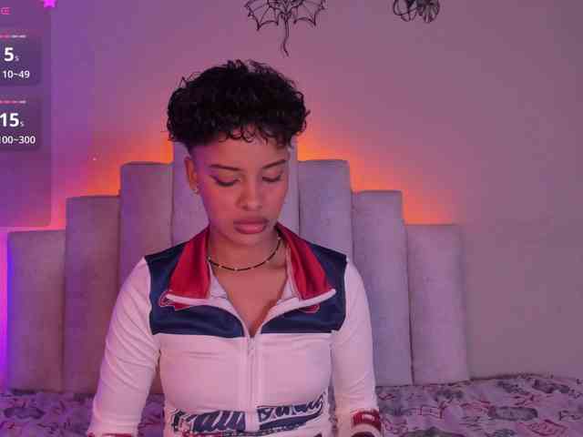 BeckaBlue's webcam live show
