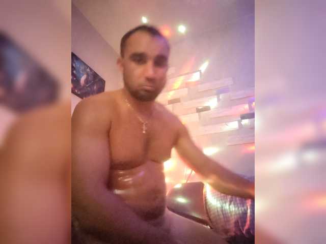 Grisha--1, 32 y/o - Live Cam on BongaCams
