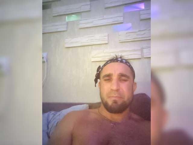 Grisha--1 live cam on BongaCams