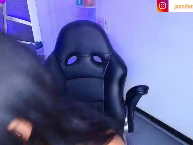 Scott-jennifer live webcam show
