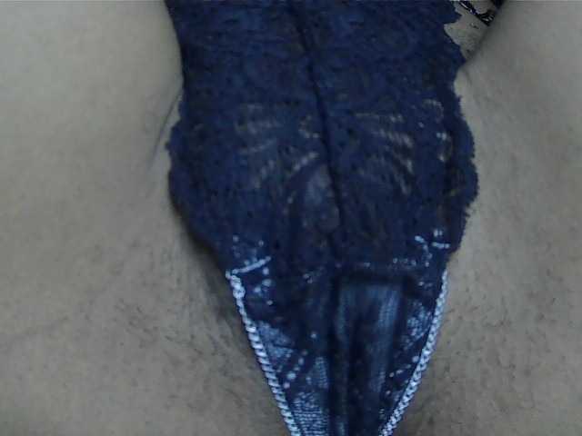 Roxy-star live cam on BongaCams