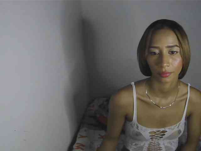 Roxy-star Live Webcam on BongaCams