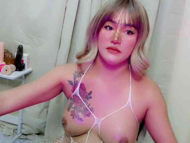 UrChloeAsia