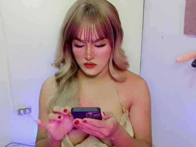 UrChloeAsia Live Webcam on BongaCams