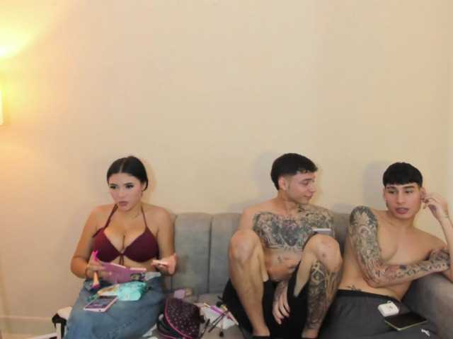 startlindagirlssome live cam on BongaCams