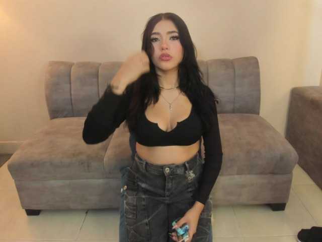 startlindagirlssome live cam on BongaCams