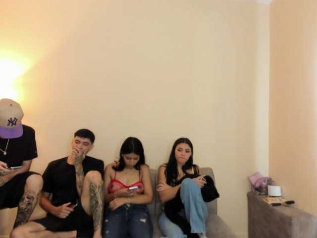 startlindagirlssome live cam on BongaCams