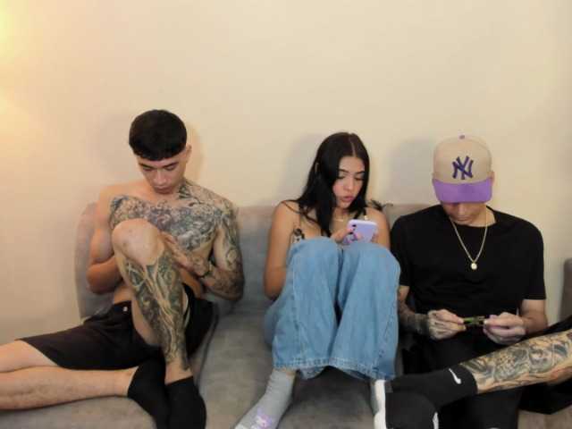 startlindagirlssome live cam on BongaCams