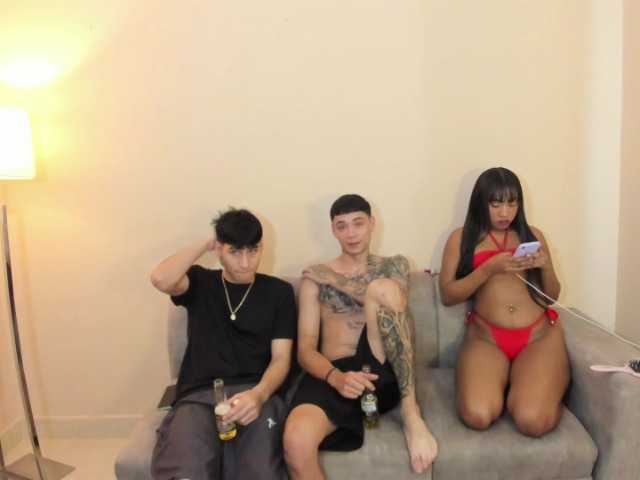 startlindagirlssome live cam on BongaCams
