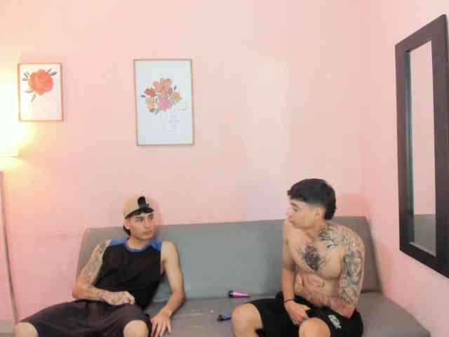 startlindagirlssome webcam