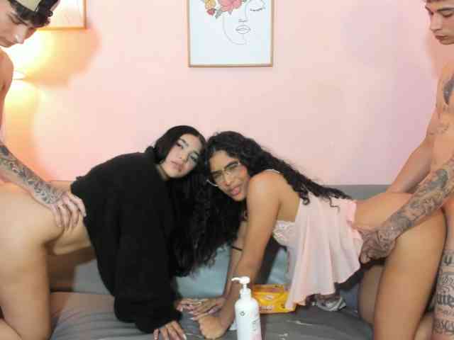 startlindagirlssome webcam