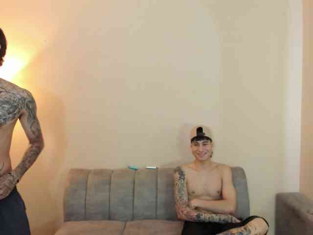 startlindagirlssome webcam