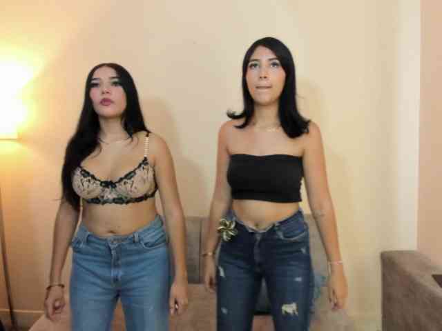startlindagirlssome webcam