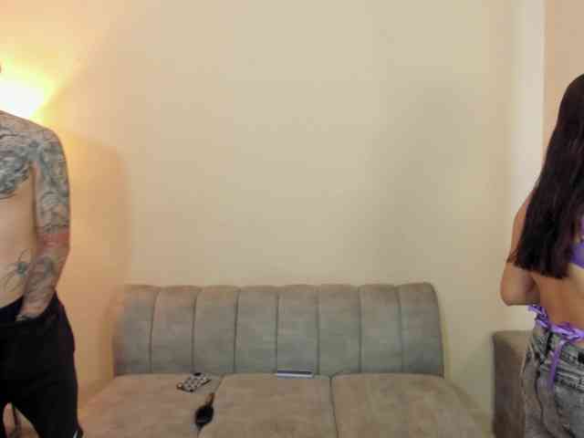startlindagirlssome webcam