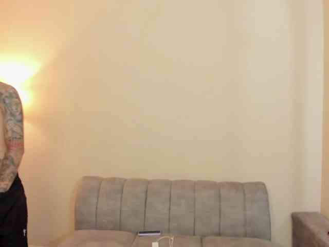 startlindagirlssome webcam