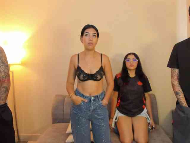 startlindagirlssome webcam