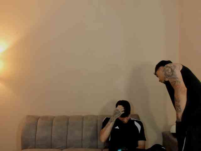 startlindagirlssome webcam