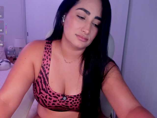 KimDesire1 live webcam show