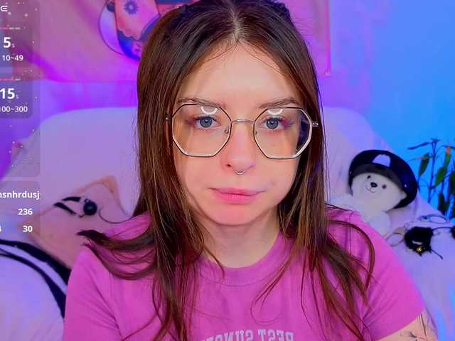 Kate-Rina live cam on BongaCams