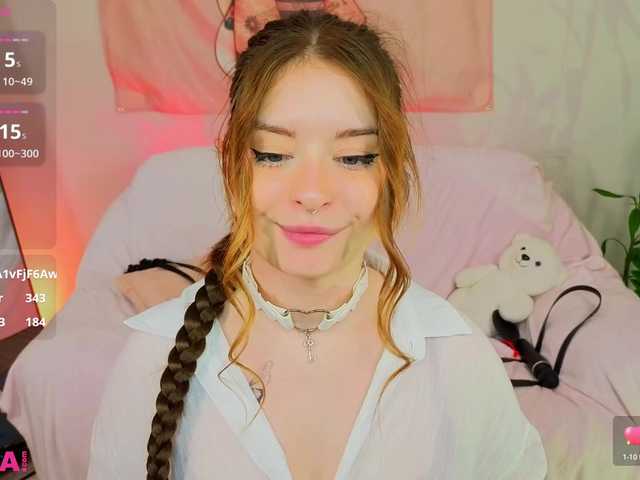le modèle selenamils est en webcam porno dans un show sur le site bongacams, il possède les tags suivants: White/Caucasian,Redhead,Shaved