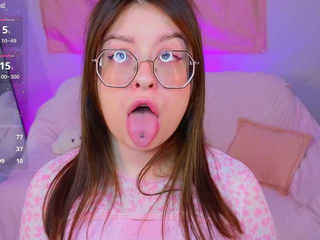 Kate-Rina Nude Live Sex Shows