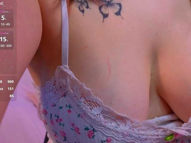 Kate-Rina live cam on BongaCams