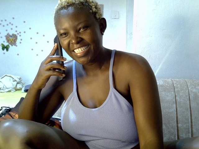 Ebonythick01 live cam on BongaCams