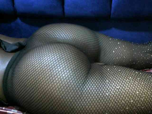 Ebonythick01 webcam