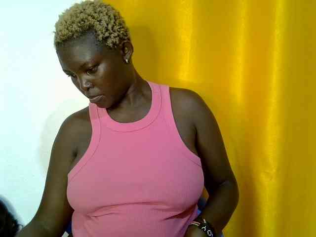 Ebonythick01 webcam