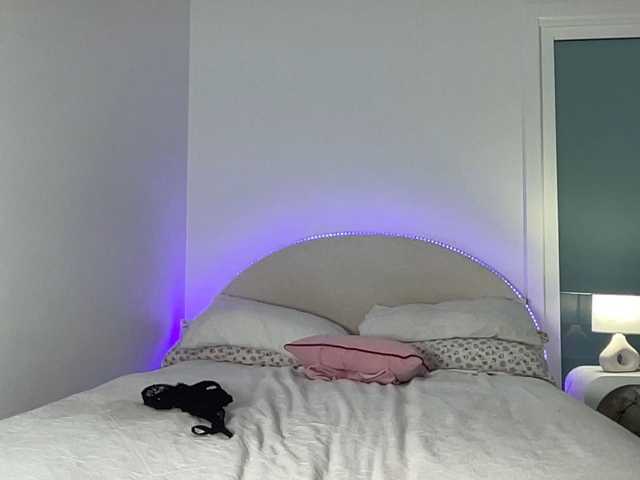 bbybreex live cam on BongaCams