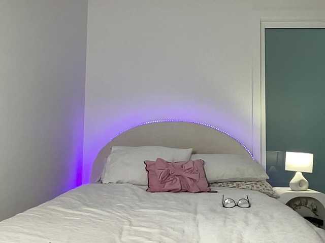 bbybreex live cam on BongaCams